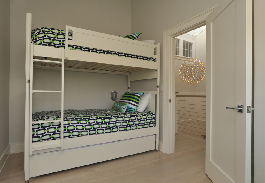 Nantucket_Art_House_6271_Children_Bedroom